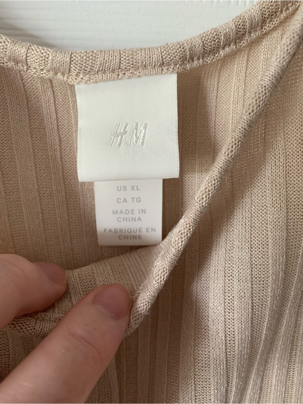 H&M Beige Ribbed Button Tank - Picture 3 of 4